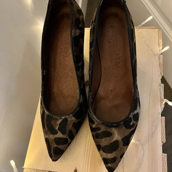 European Pony Hair Leopard Print heels - Picture 10 of 13